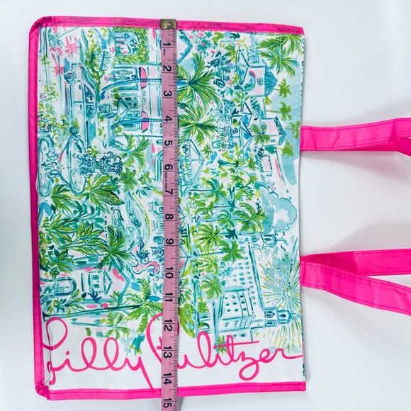 Lilly Pulitzer Palm Beach Breakers Reusable Tote Bag w insert pink, green - Picture 13 of 13